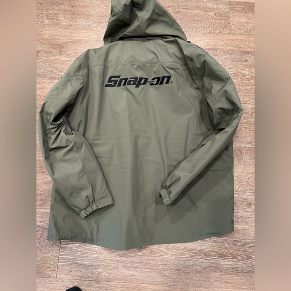Snap-On Men’s Winter Coat - Picture 2 of 3